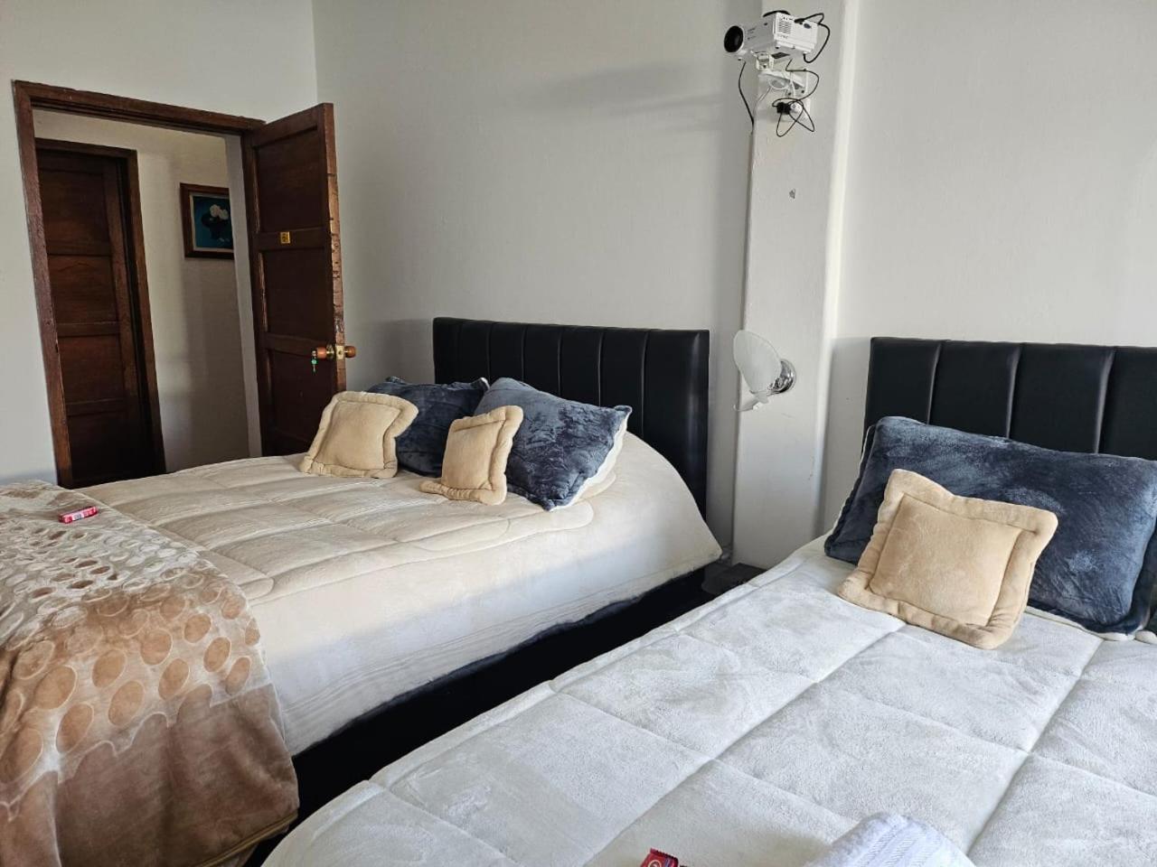 Casa Samor La Candelaria بوغوتا المظهر الخارجي الصورة